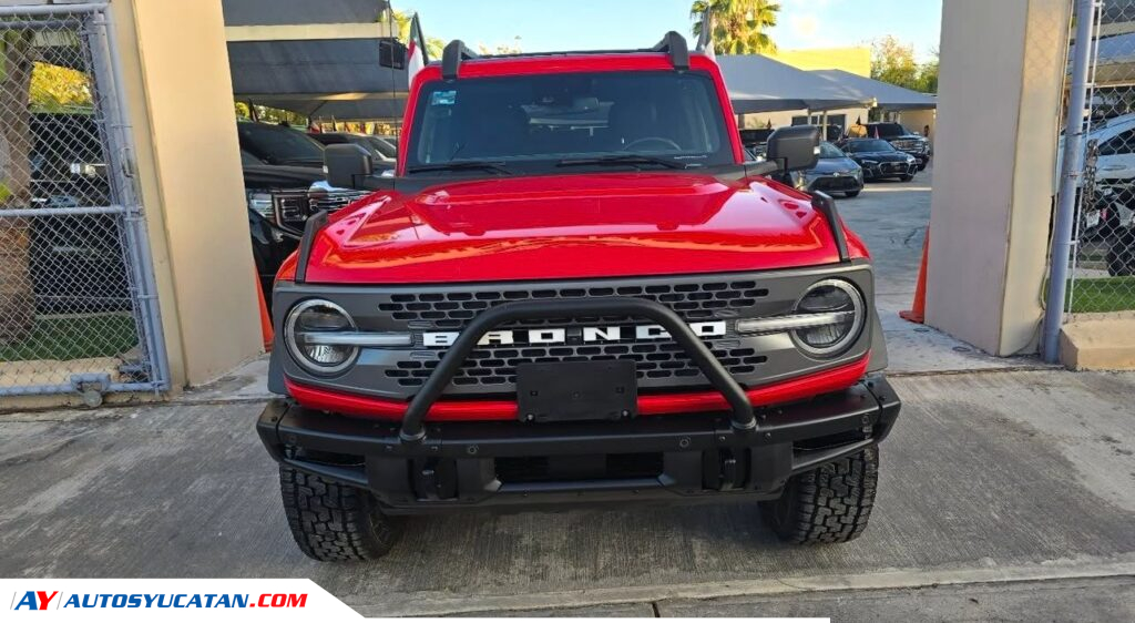 Ford Bronco Badlands 2021