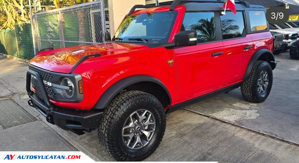 Ford Bronco Badlands 2021