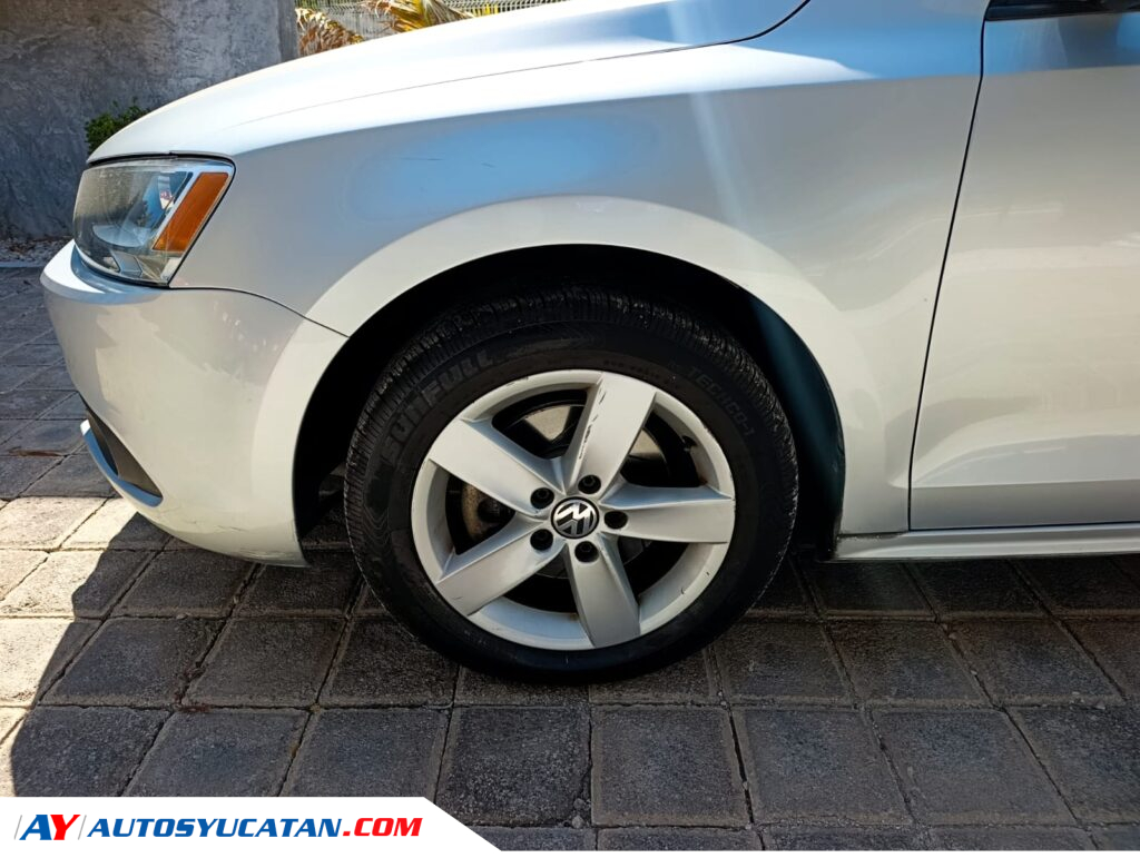 Volkswagen Jetta 2014