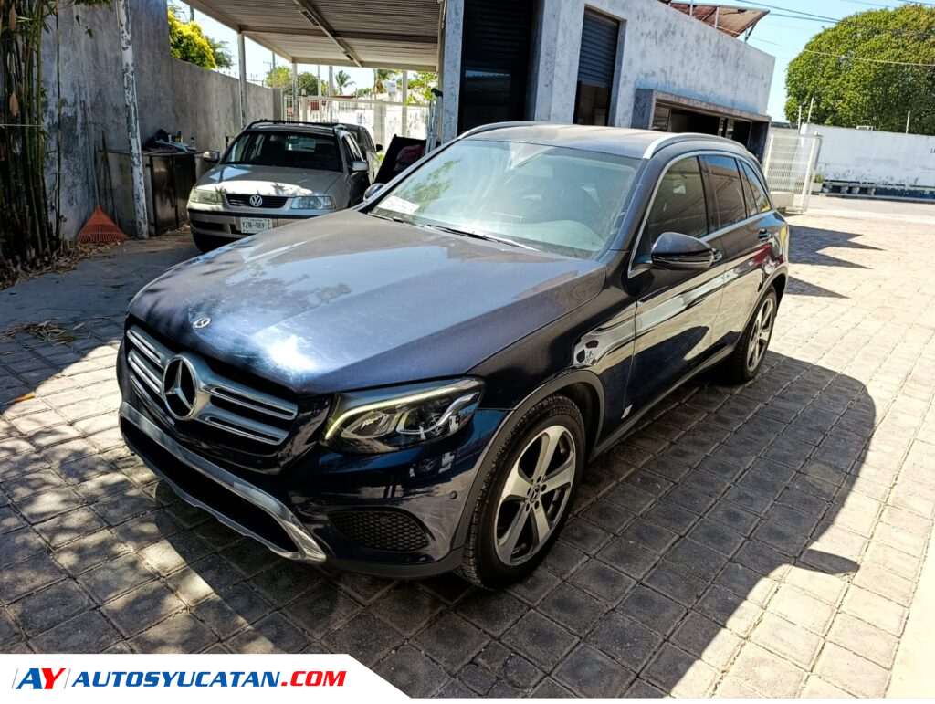 Mercedes GLC300 2019