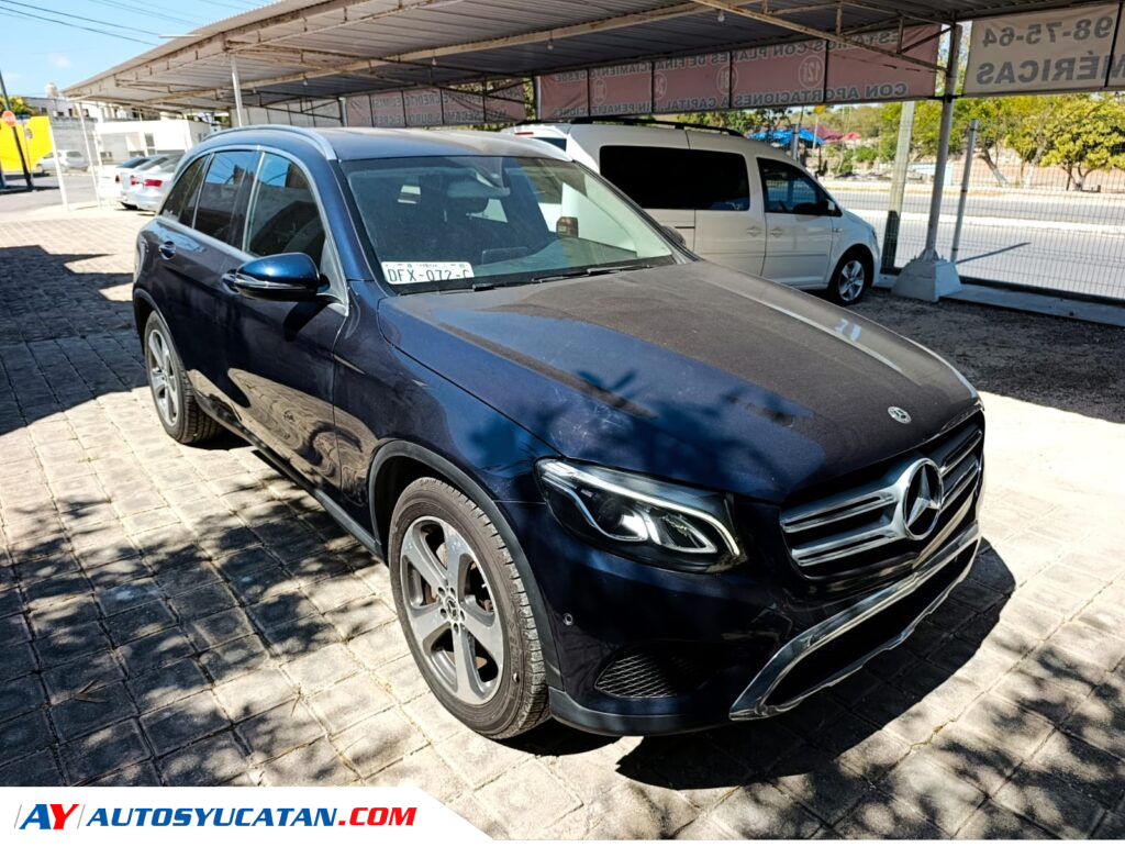 Mercedes GLC300 2019