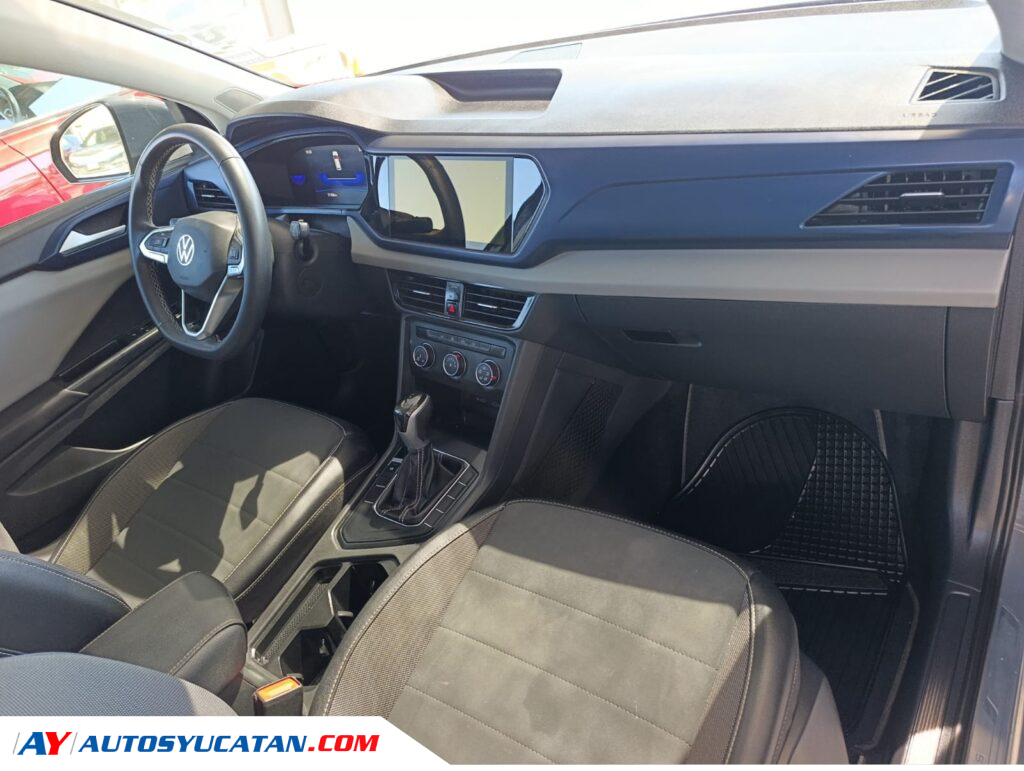 Volkswagen Taos Confortline 2024