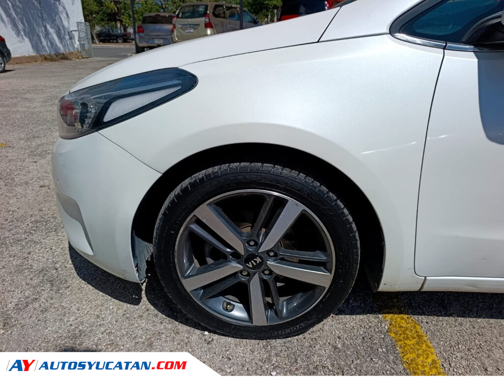 Kia Forte Automático 2017