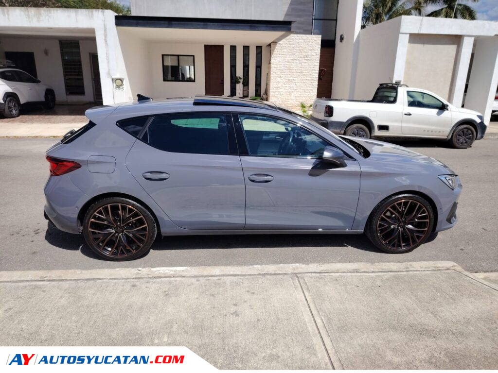 Cupra Leon 300 Hps 2023