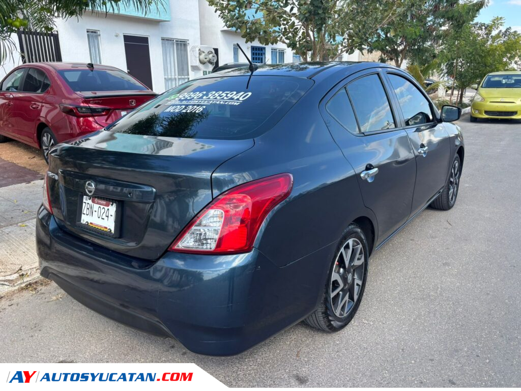 Nissan Versa Exclusive 2016