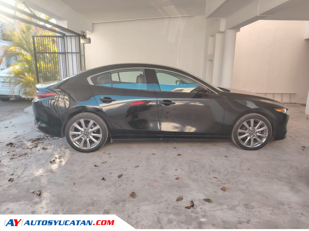 Mazda 3 Touring 2020