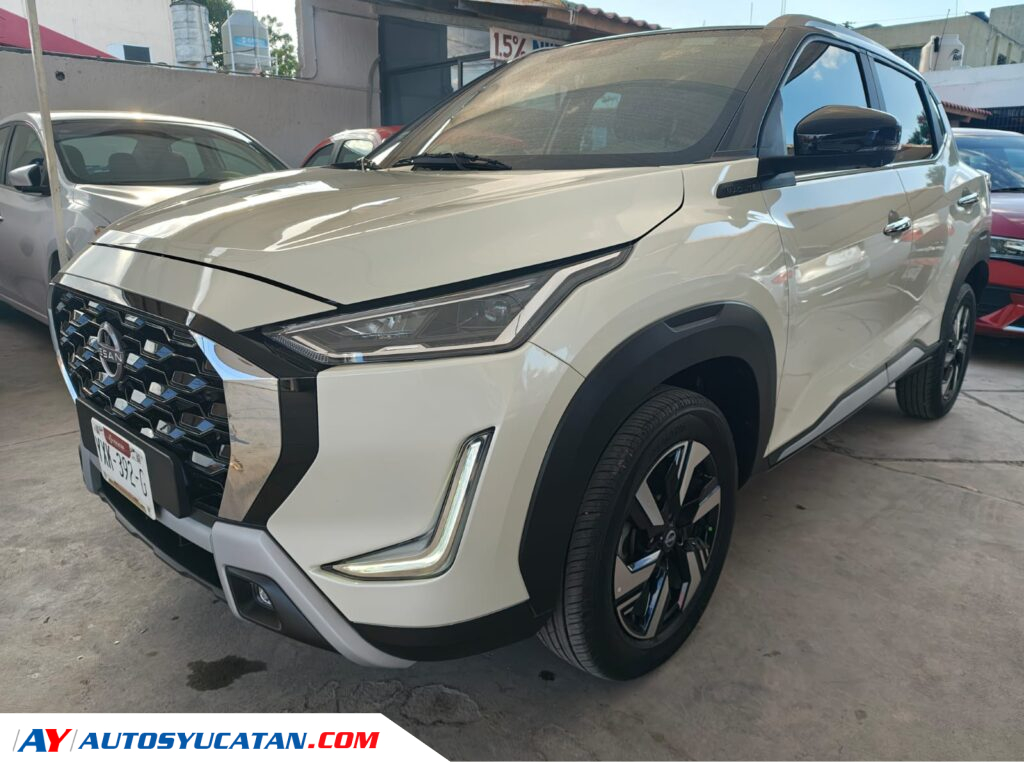 Nissan Magnite EXCLUSIVE  Automática 3 cilindros 2025