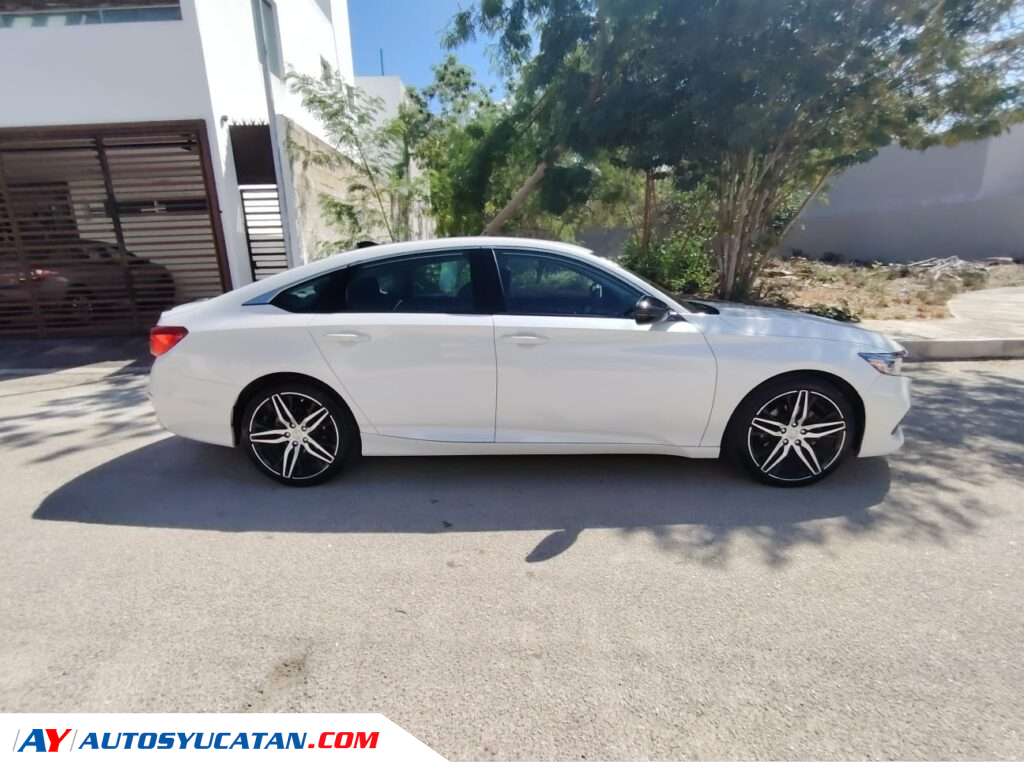 Honda Accord Touring 2022