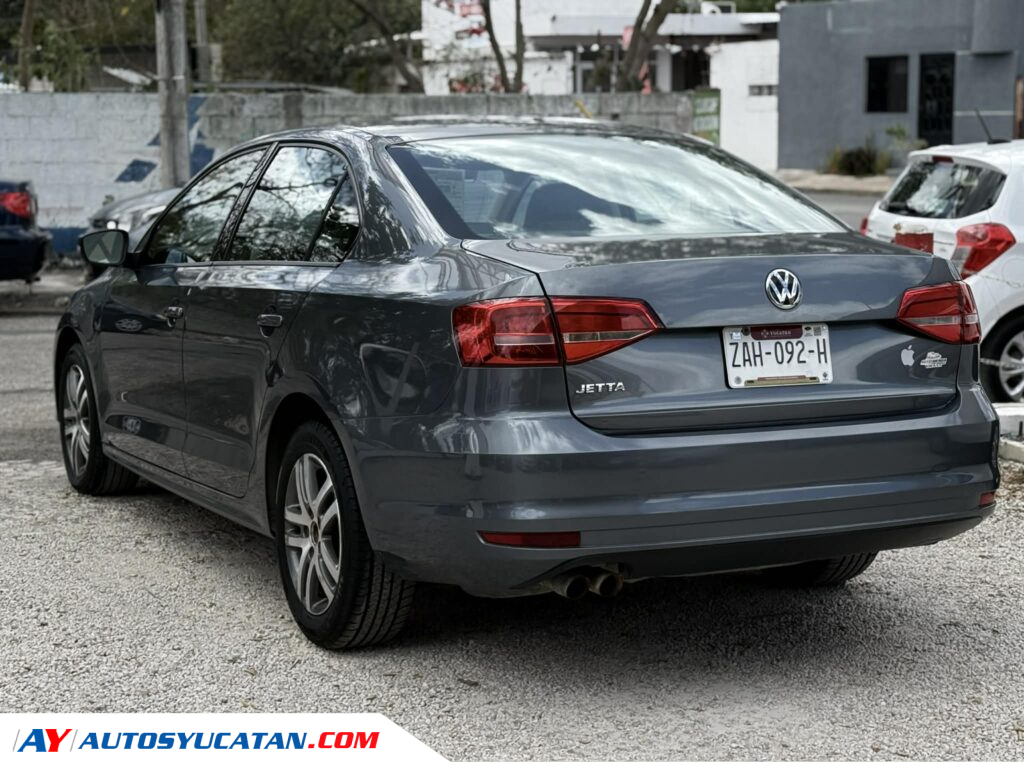 IMPECABLE VOLKSWAGEN JETTA 2015