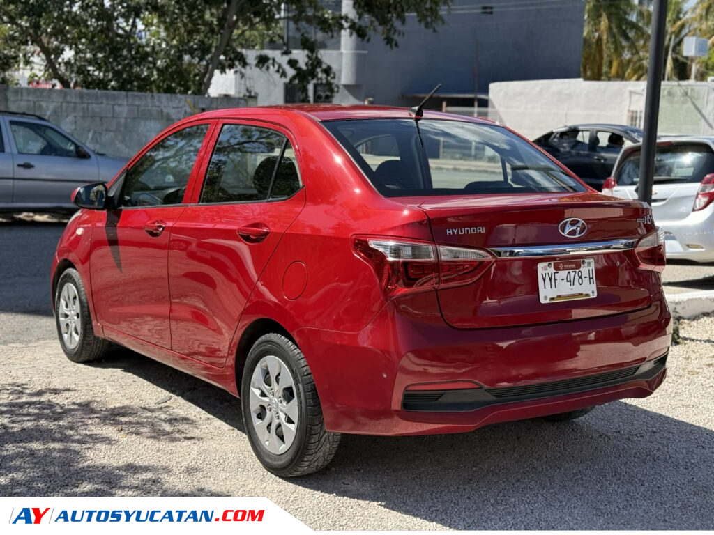 IMPECABLE HYUNDAI GRAND I10 SEDAN 2020