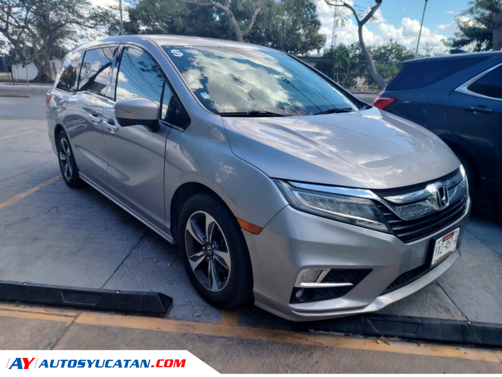 Honda Odyssey Touring 2019
