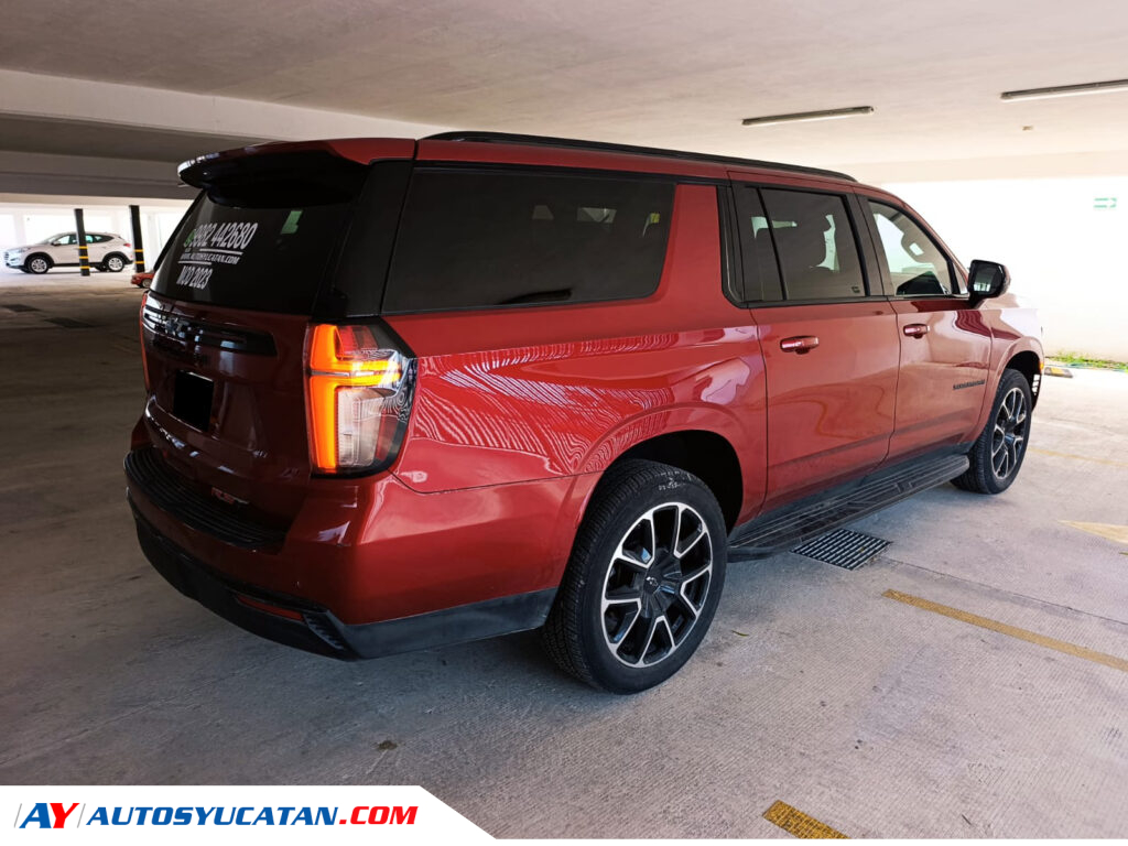 Chevrolet Suburban RST 2023
