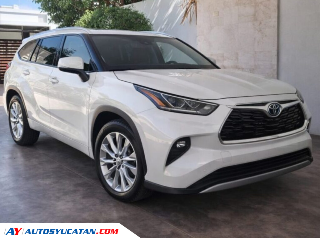 Toyota Highlander Limited 2020