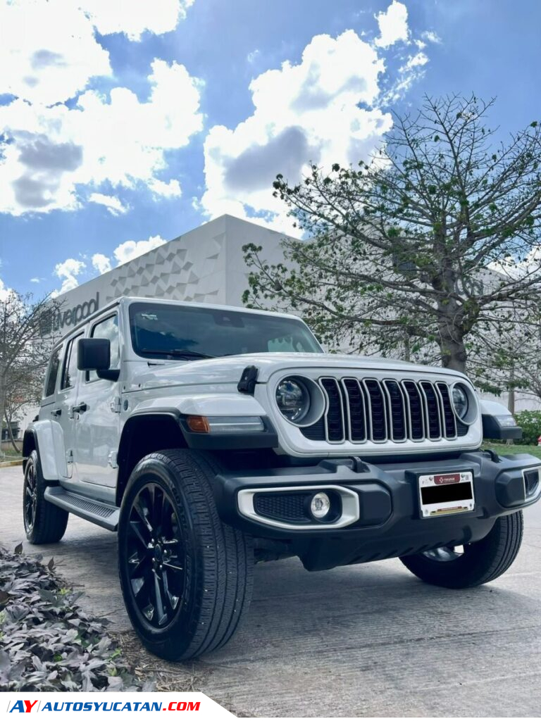 Jeep 2025 Sahara 4xE Hibrido