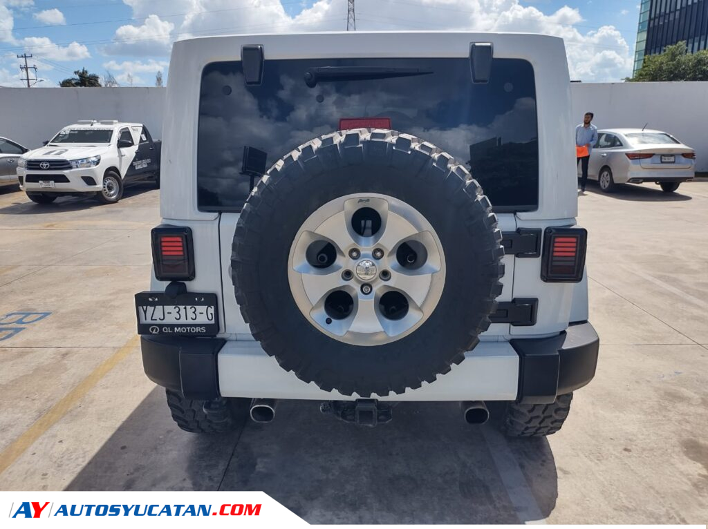JEEP WRANGLER SAHARA UNLIMITED 2015 4X4