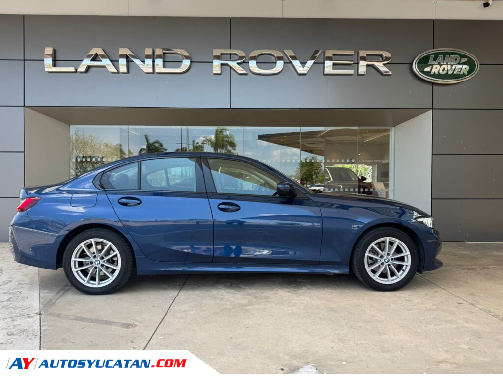 BMW 32Oi SEDAN AUT. (2024)