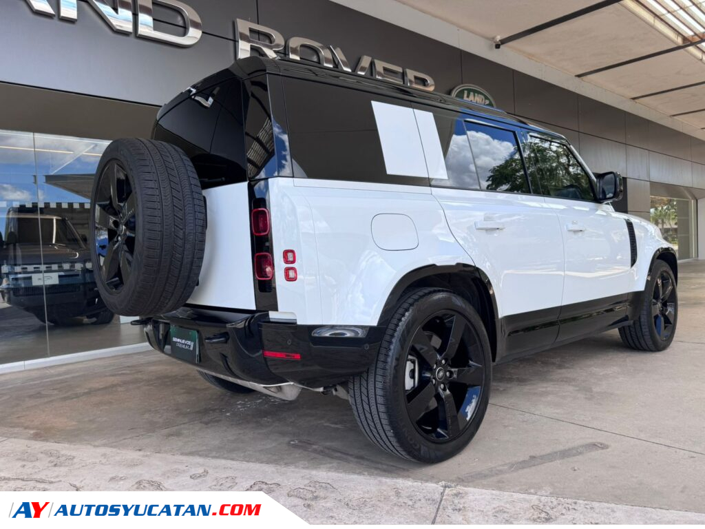 DEFENDER 110 X-DYNAMIC SE 400PS (2025)