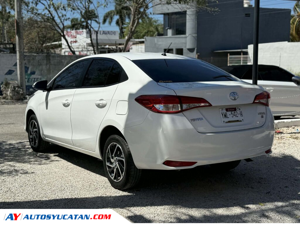TOYOTA YARIS S 2021