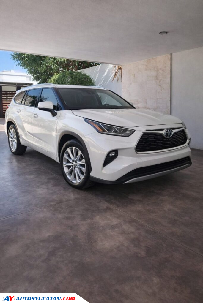 Toyota Highlander Limited 2020