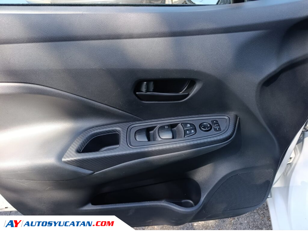 Nissan Versa Automático 2023