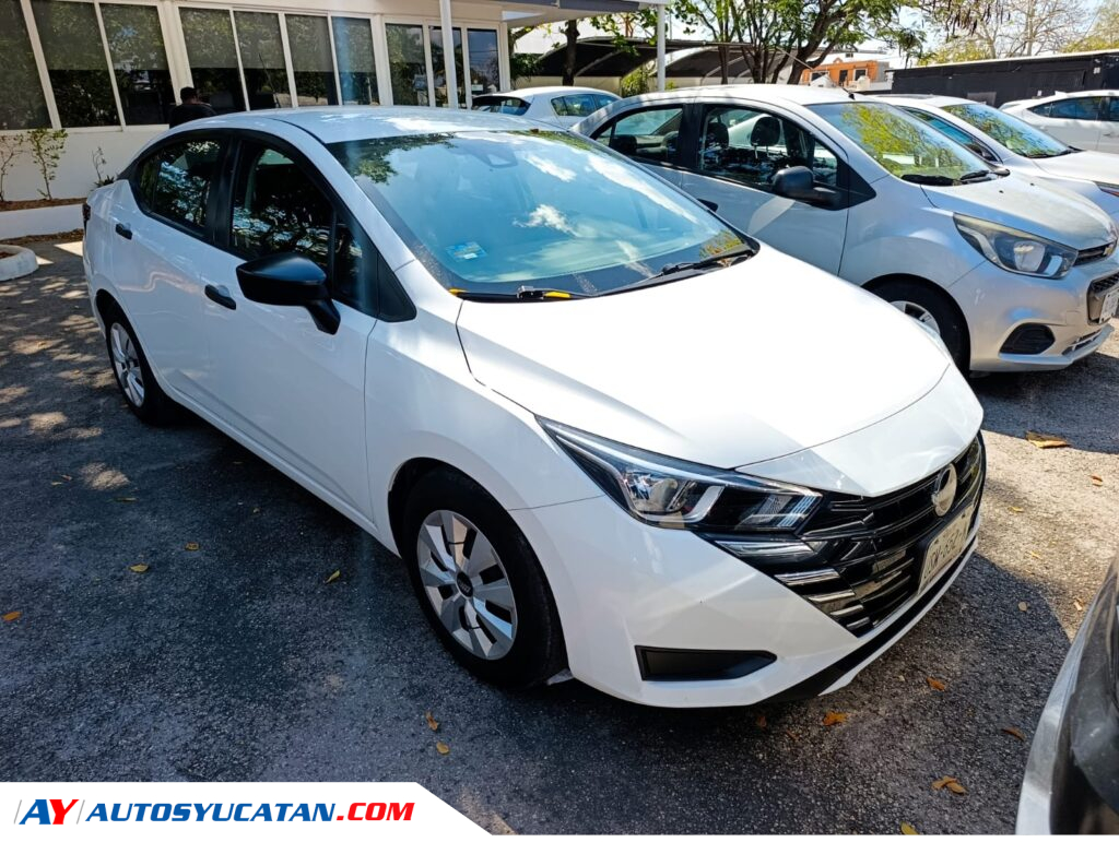 Nissan Versa Automático 2023