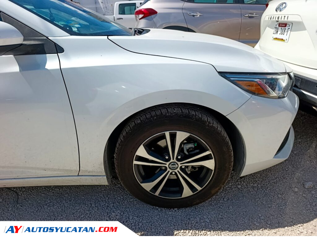 Nissan Sentra Automático 2022