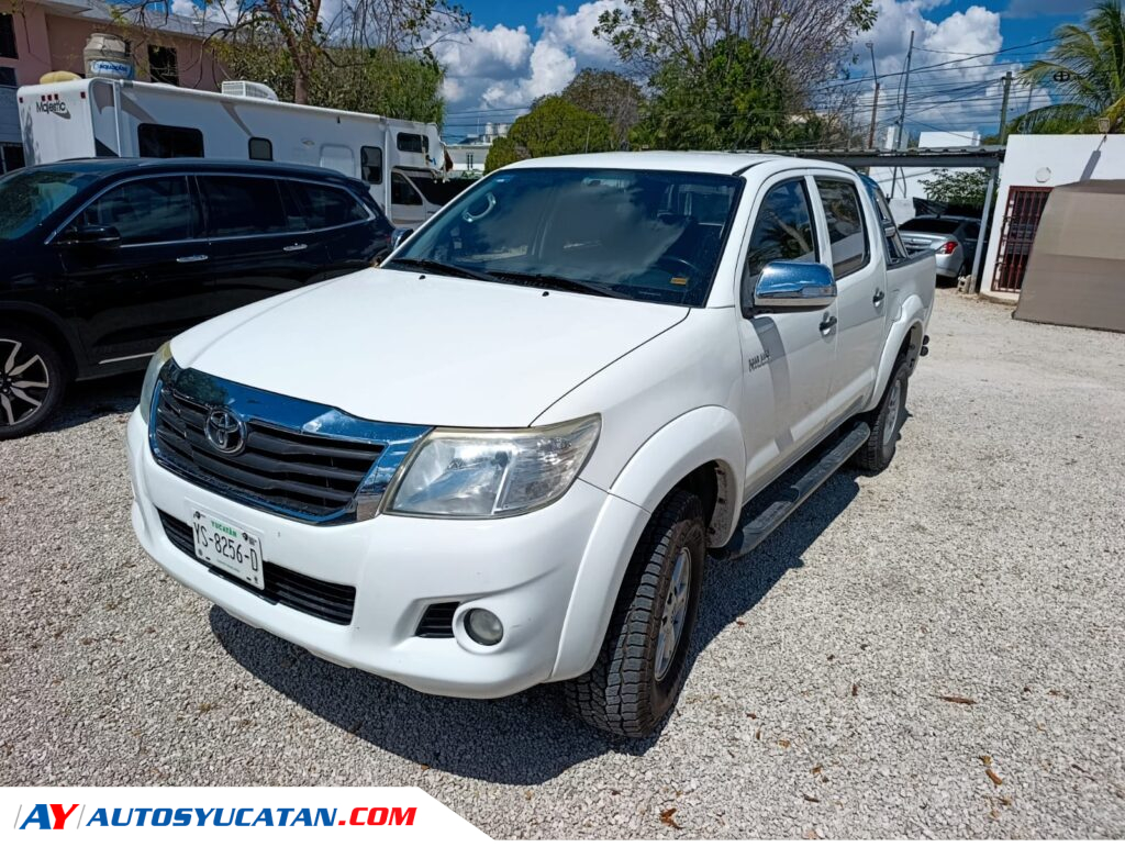 Toyota Hilux 2015