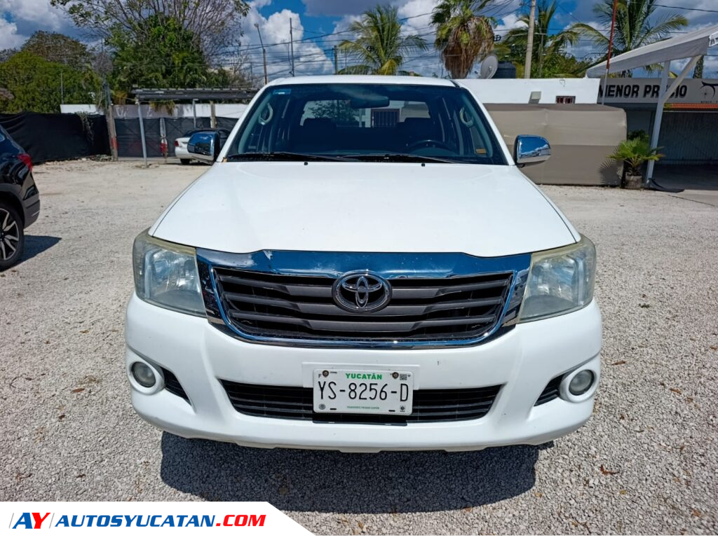Toyota Hilux 2015