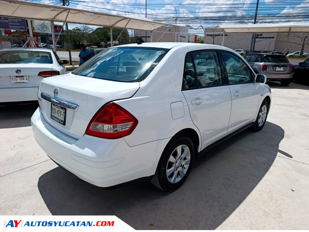 Nissan Tiida STD 2007