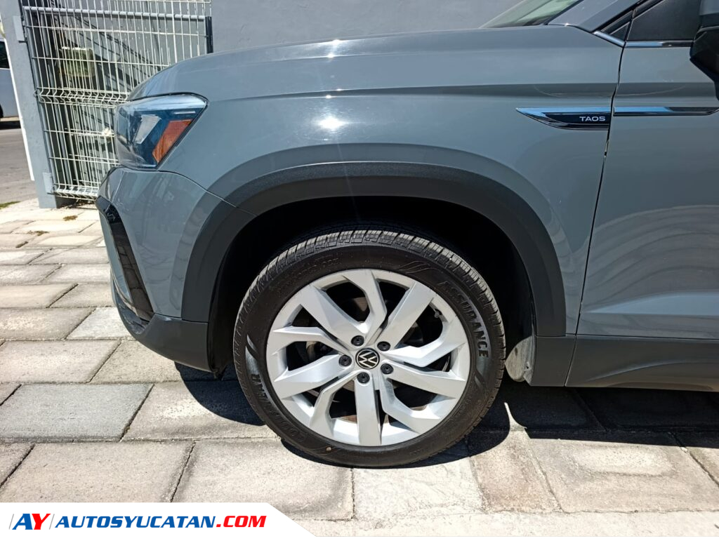 Volkswagen Taos Confortline 2021