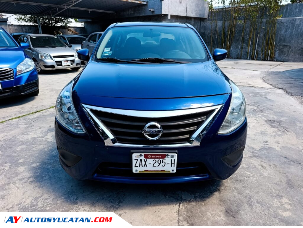Nissan Versa STD 2018