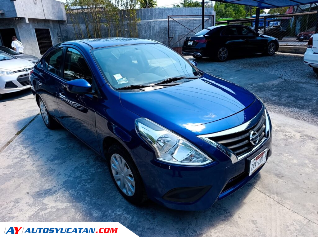 Nissan Versa STD 2018