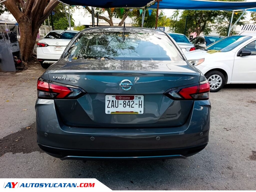 Nissan Versa Sense STD 2021