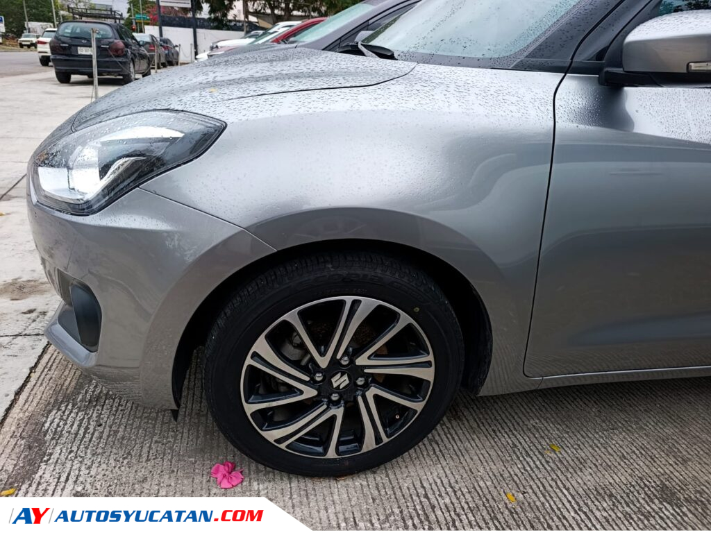 Suzuki Swift GLX Automático 2024