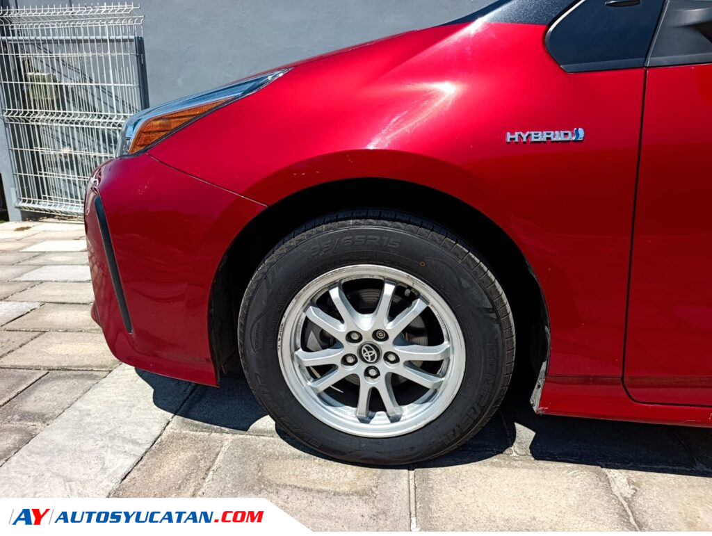 Toyota Prius Premium Bitono 2022