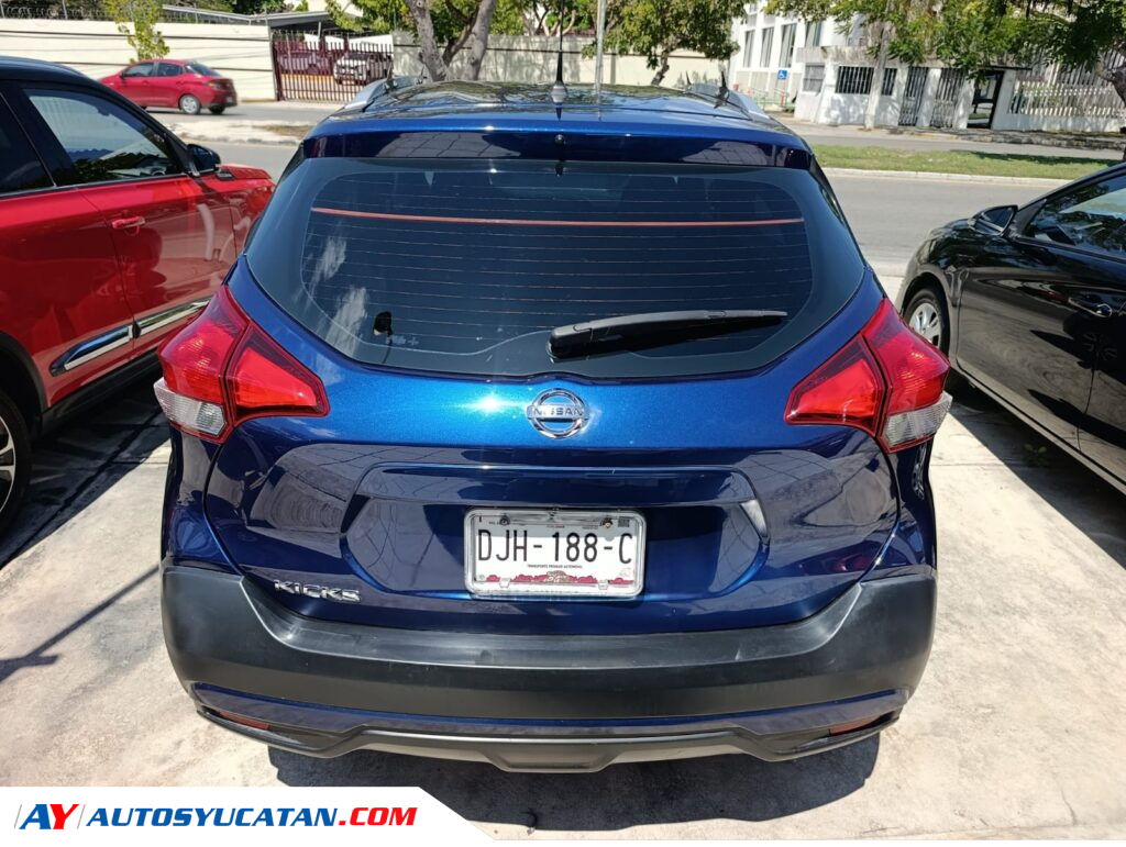 Nissan Kicks STD 2020