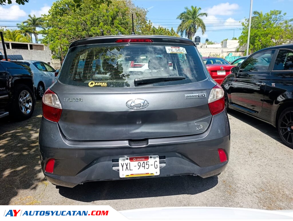 Hyundai Grand i10 2022