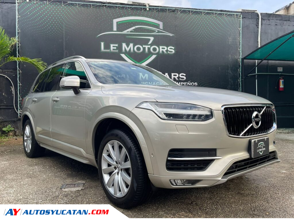Volvo XC90 Momentum AWD 7 pasajeros 2017