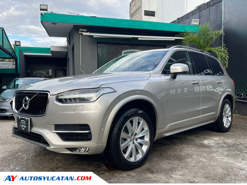 Volvo XC90 Momentum AWD 7 pasajeros 2017