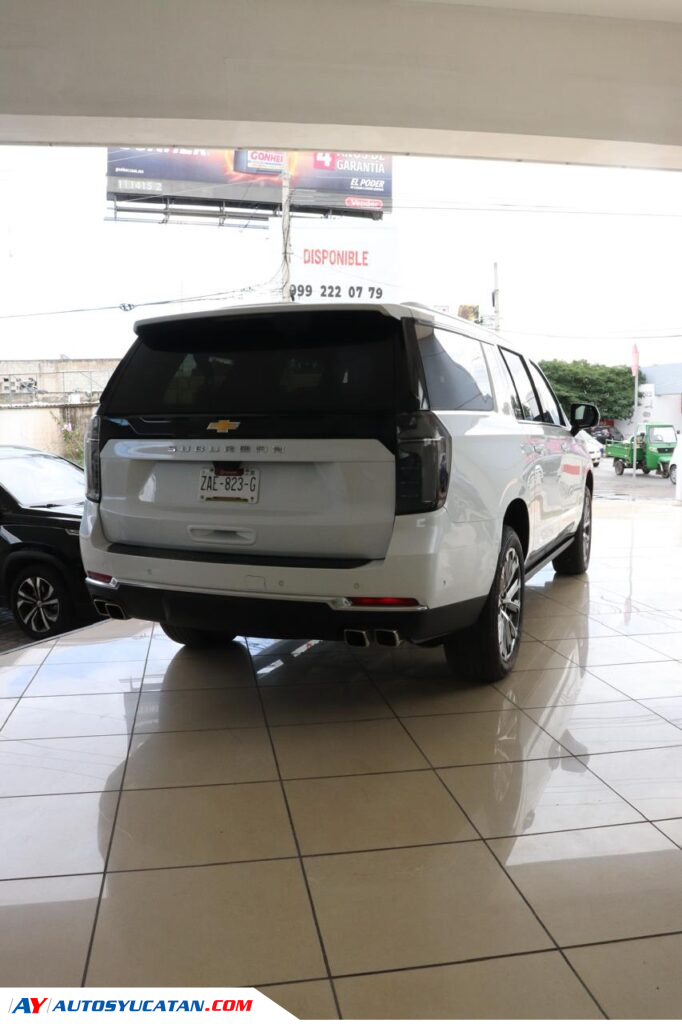 Chevrolet Suburban High Country 2025