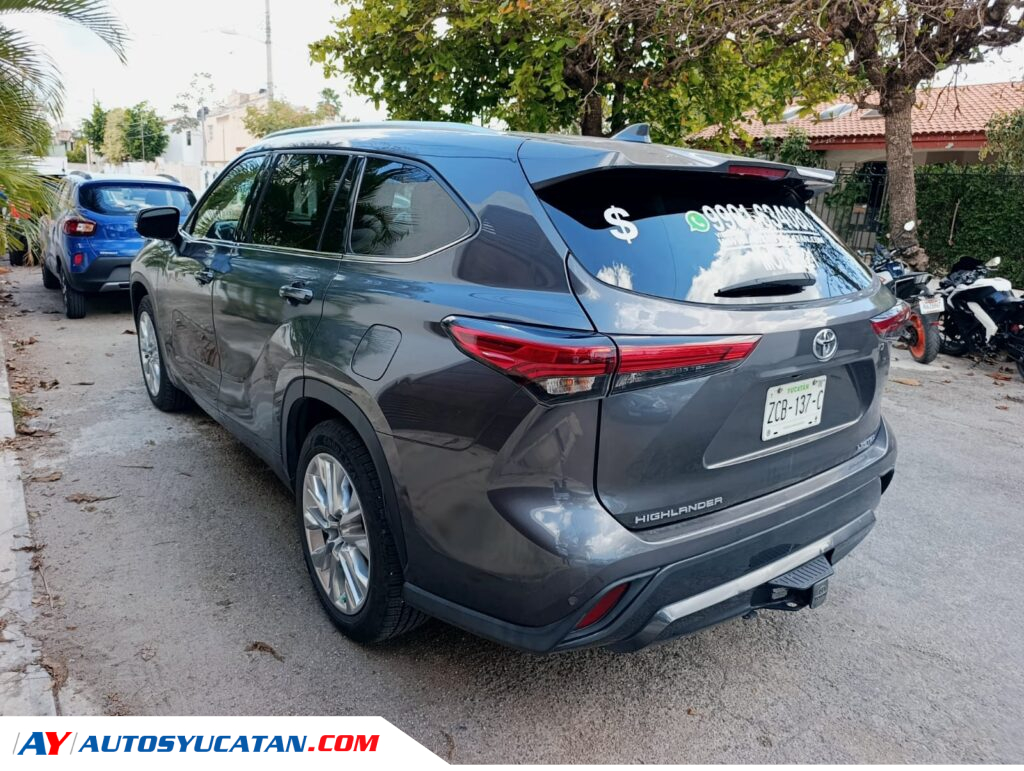 Toyota Highlander Limited 2021