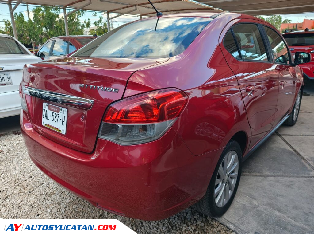 Dodge Attitude SXT Automático 2020