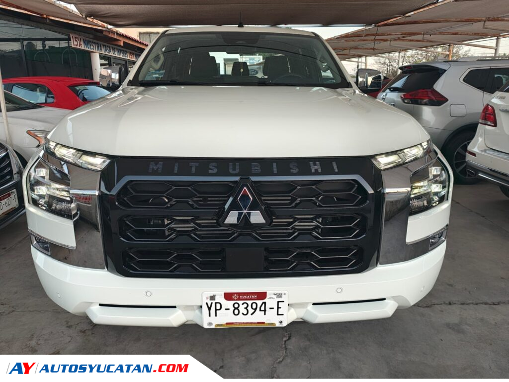 Mitsubishi L200 GLS  Automática Diesel 4x4 Doble Cabina 2025