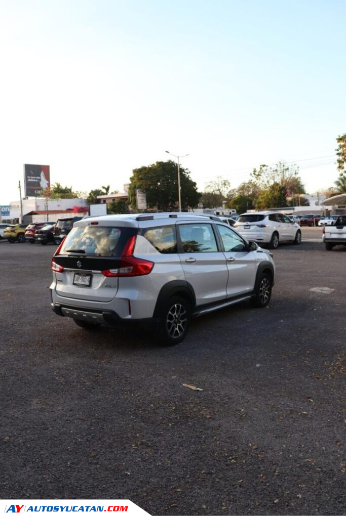 Suzuki Ertiga XL7