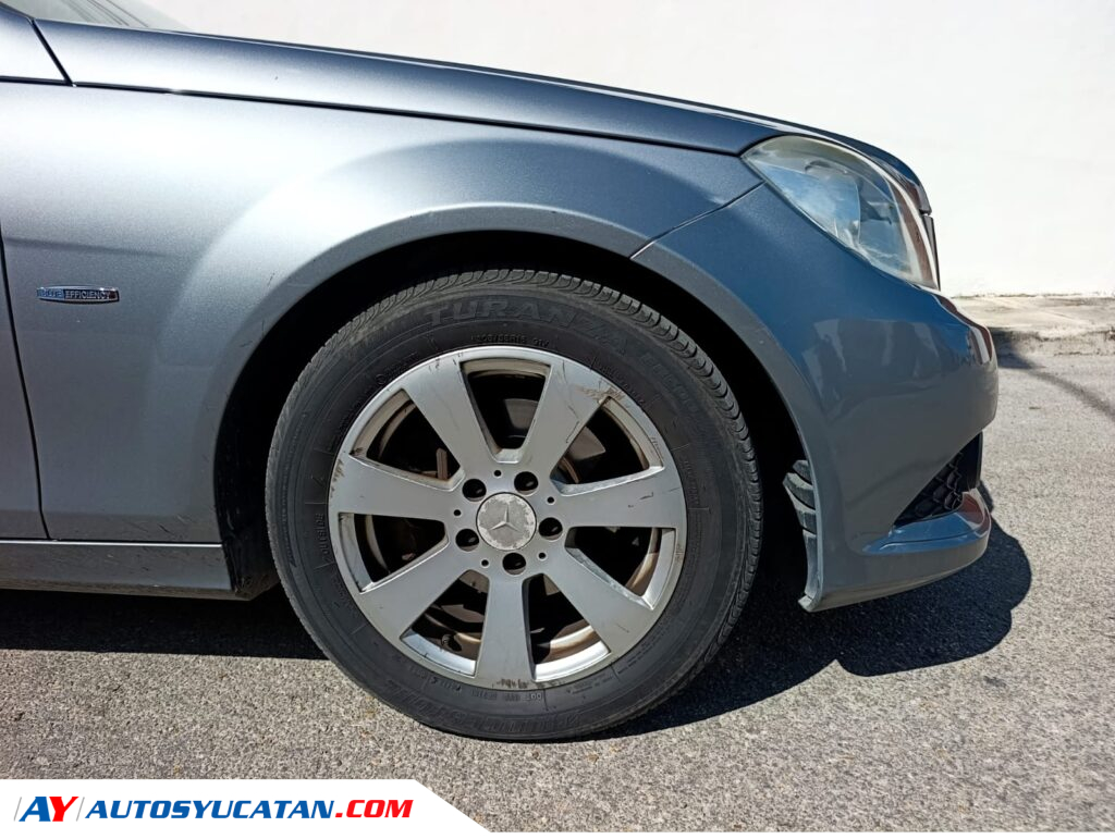 Mercedes Benz  Clase C 180 2012