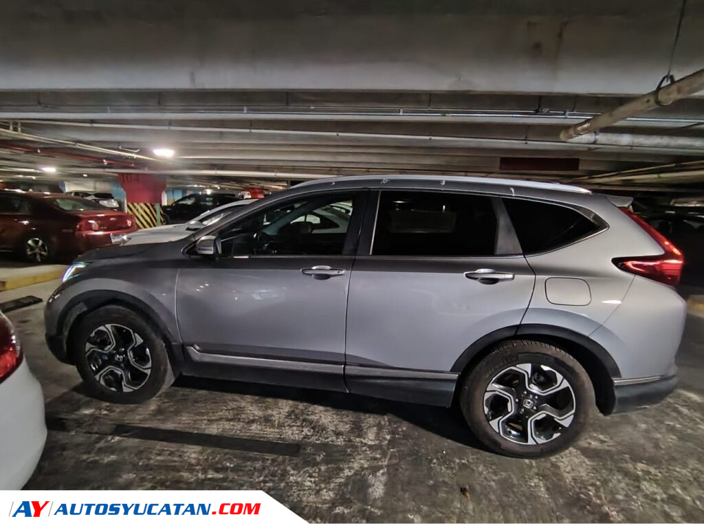 Honda CRV Touring 2017