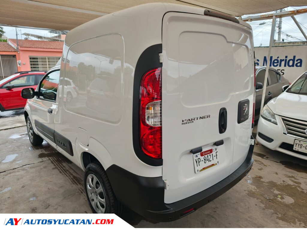 Peugeot Partner Rápid  Standard con clima cero kilometraje 2025