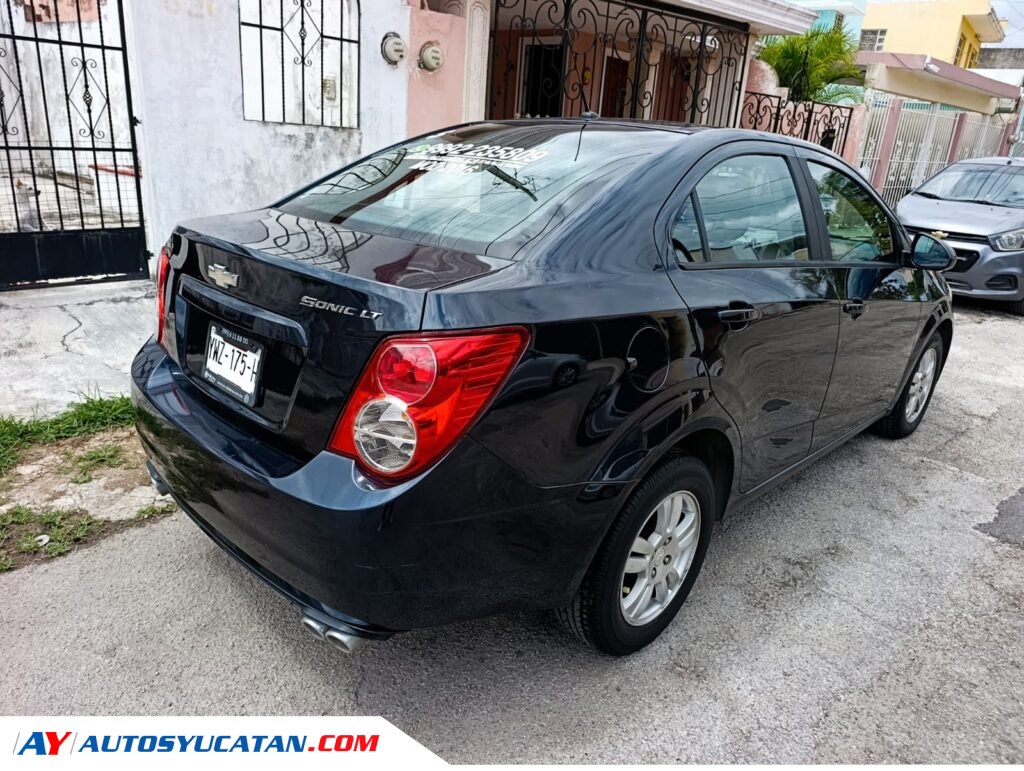 Chevrolet Sonic LT Manual 2016