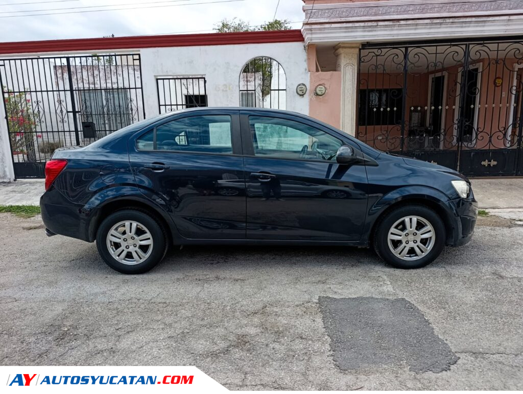Chevrolet Sonic LT Manual 2016