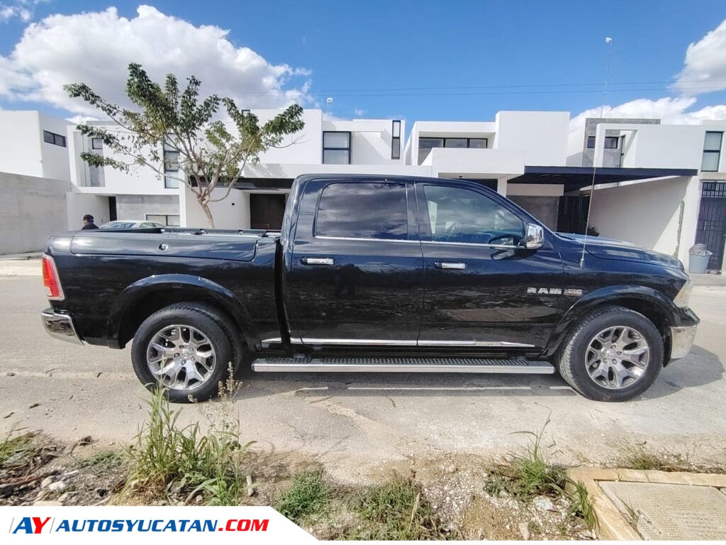 Dodge RAM 1500 4X4 Limited 2017